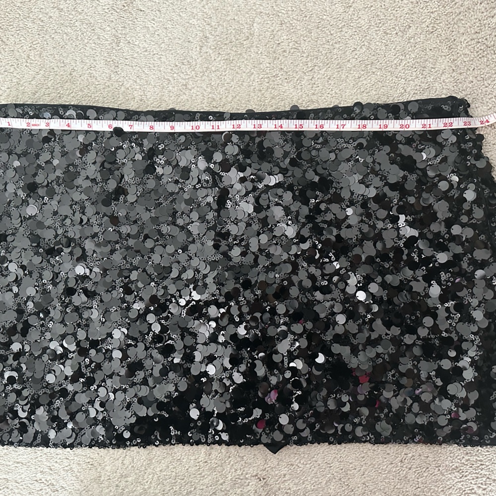 EUC Abercrombie & Fitch Black sequin skort - Picture 3 of 5